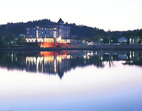 Hotel Le Moulin De Моасак Екстериор снимка